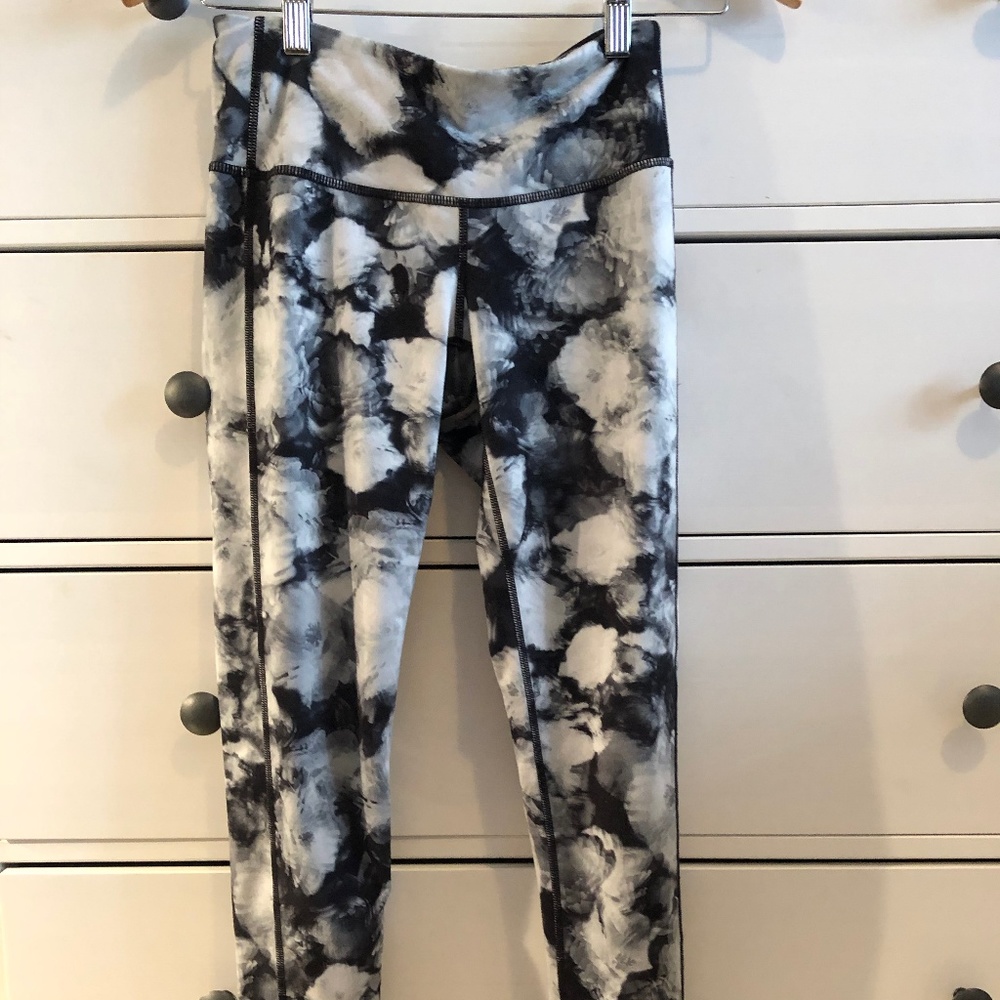 Detailed ATHLETA Leggings